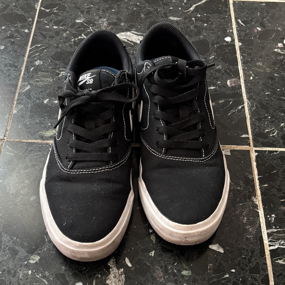 Nike SB Skate Sneakers W9 M7.5 - Picture 3 of 4